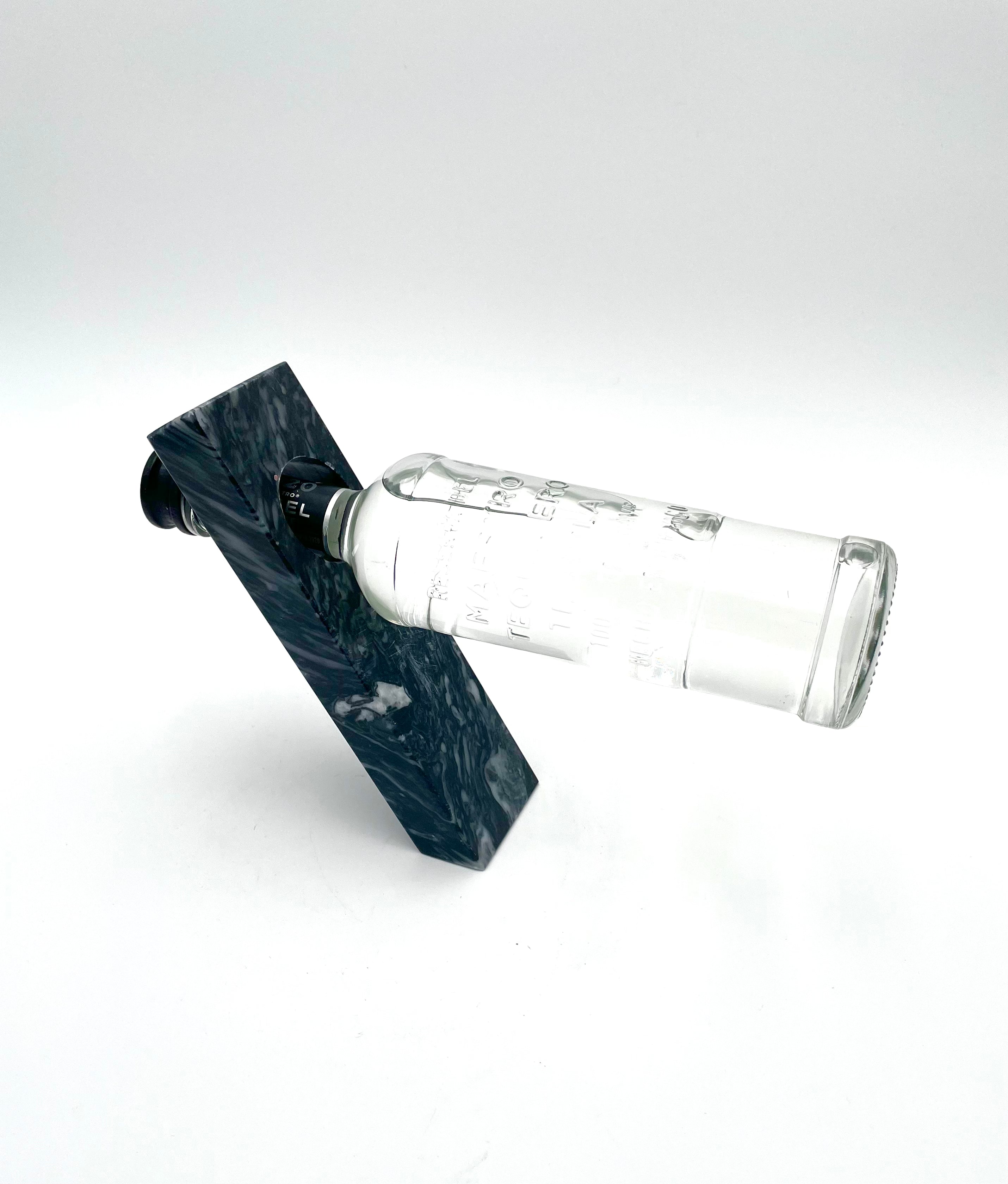 marble bottle holder