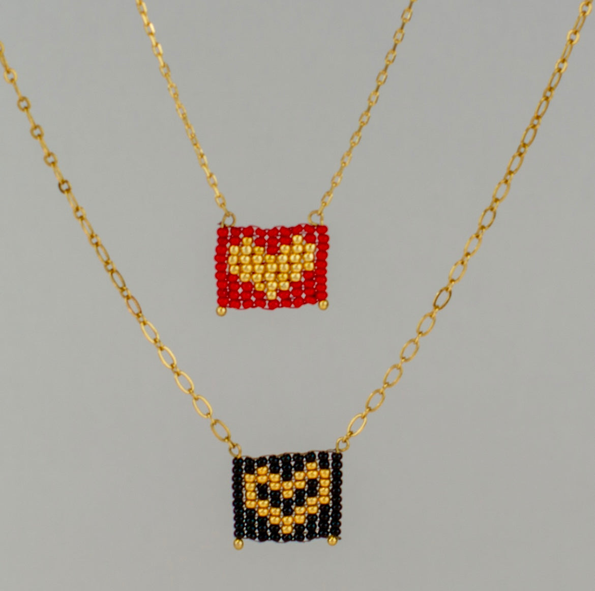 Hand woven Miyuki bead, Horizontal Heart necklace