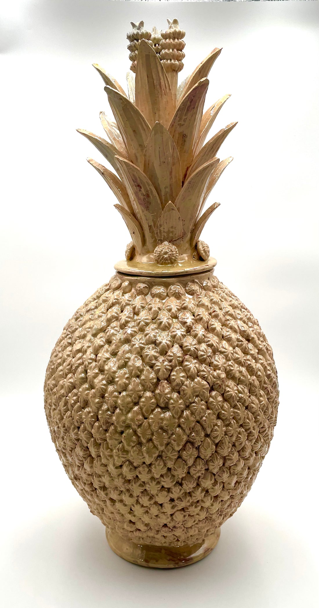 Vitrified clay pineapple (L)