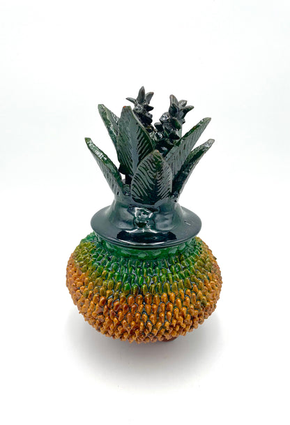 Vitrified clay pineapple (S)