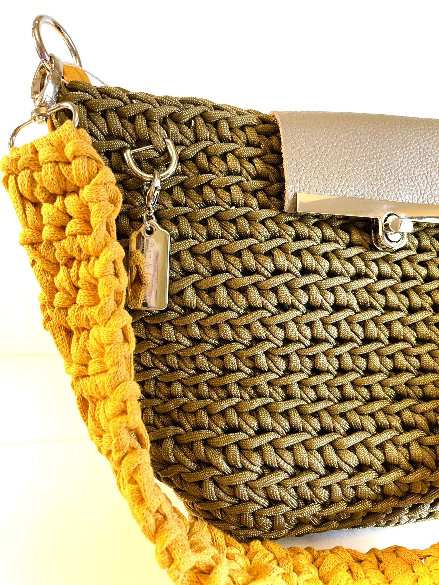 Hand bag green and mustard